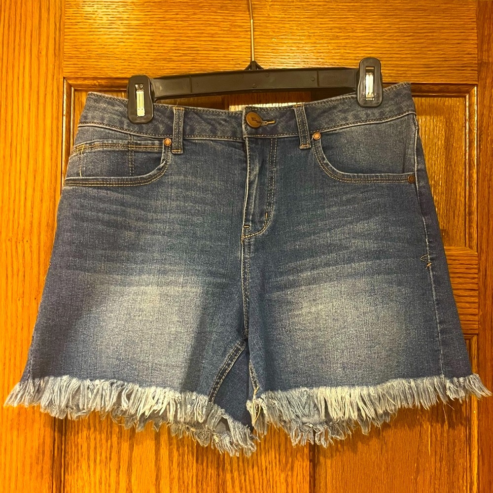 Women’s 1822 Denim Blue Jean Shorts - Size 8